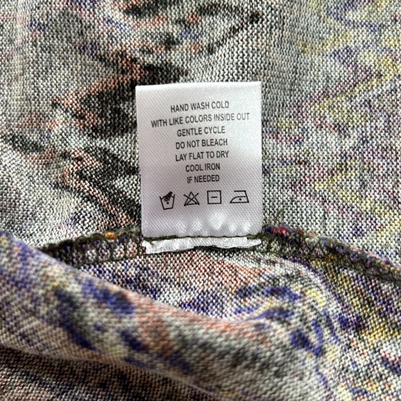 Tacera bell sleeve shift dress.  Size Large.  Green, gold, purple. Fall colors. - Picture 6 of 12